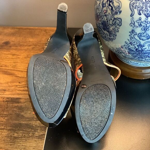 BCBGeneration Faux Snakeskin Heels 👠 - Picture 6 of 8